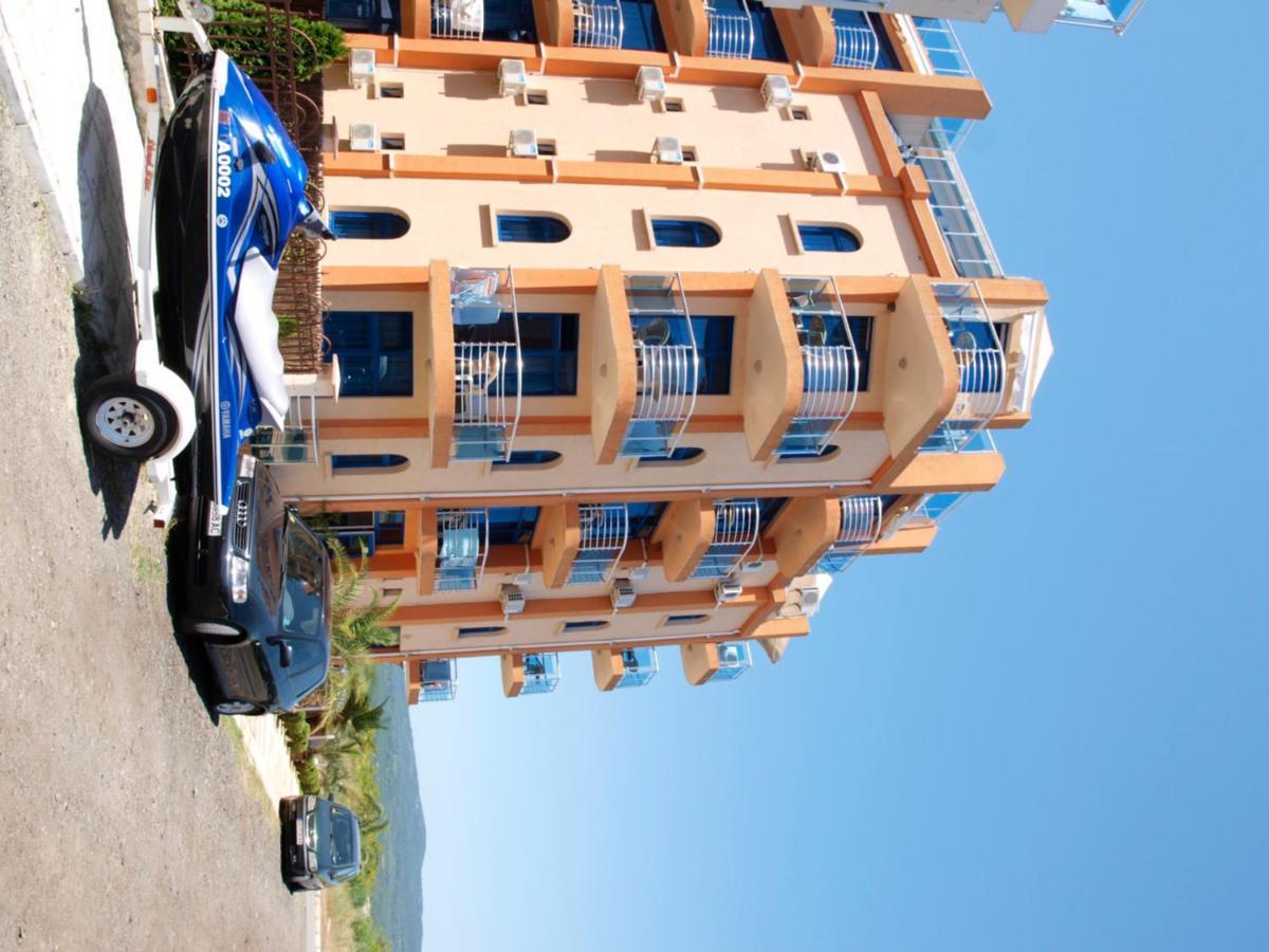 Hotel Penelope Primorsko Exterior photo