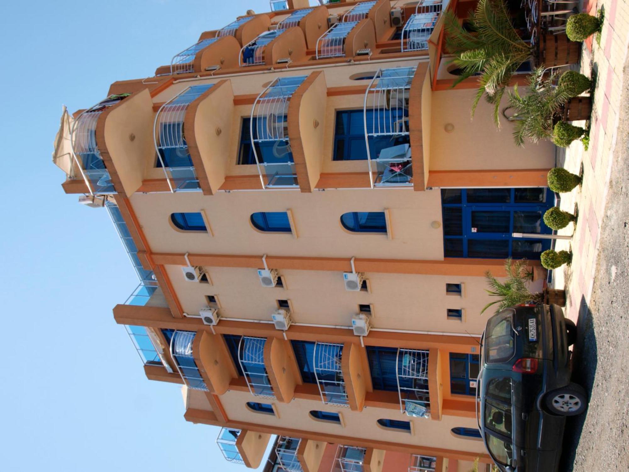 Hotel Penelope Primorsko Exterior photo