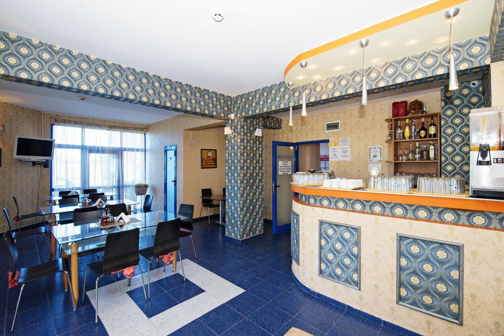 Hotel Penelope Primorsko Exterior photo
