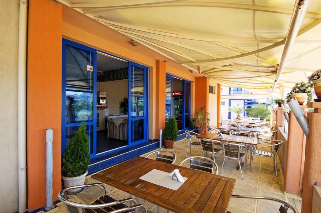 Hotel Penelope Primorsko Exterior photo